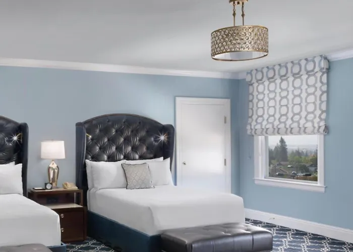 Claremont Resort & Club