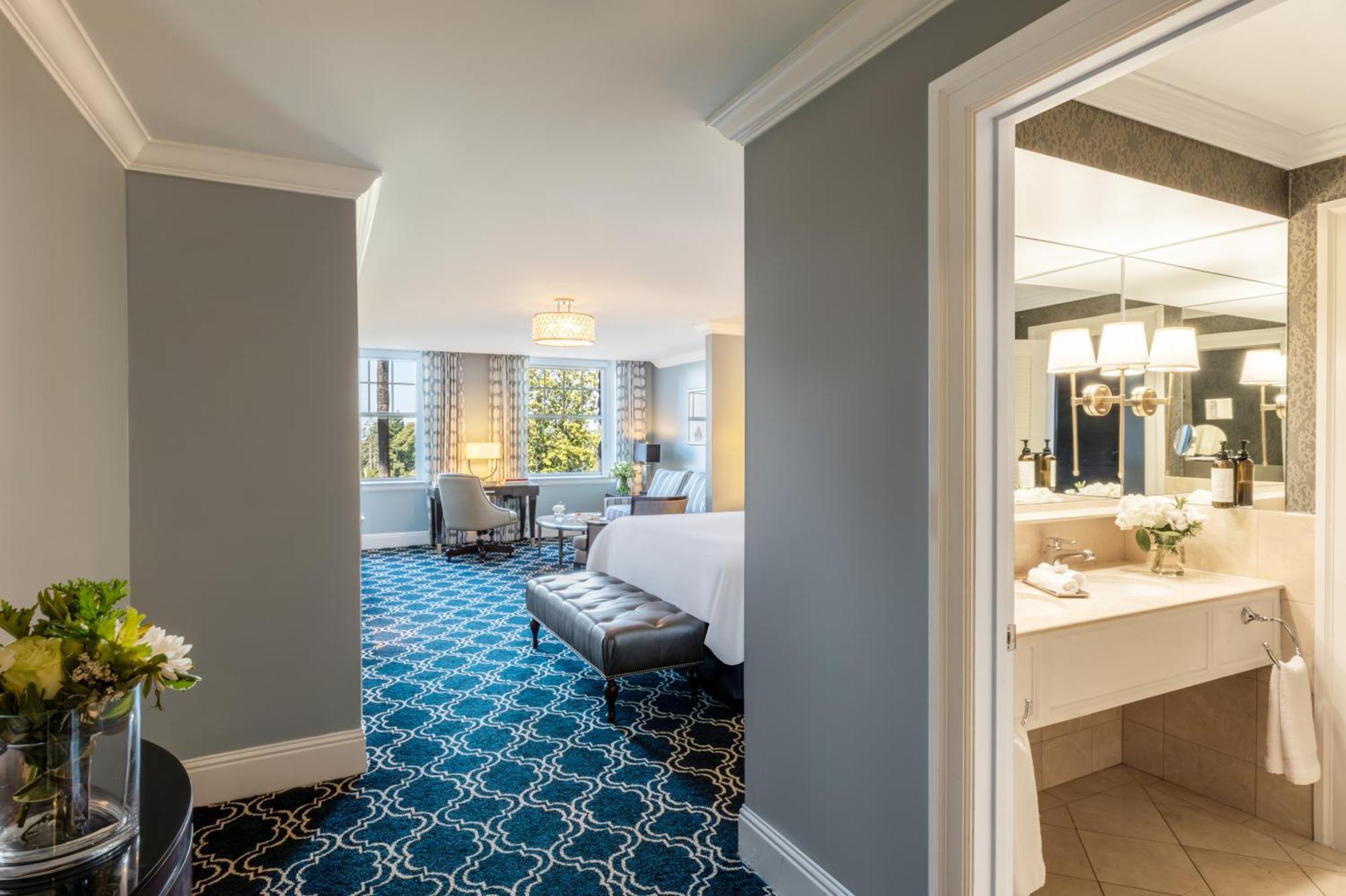 Claremont & Club 5*