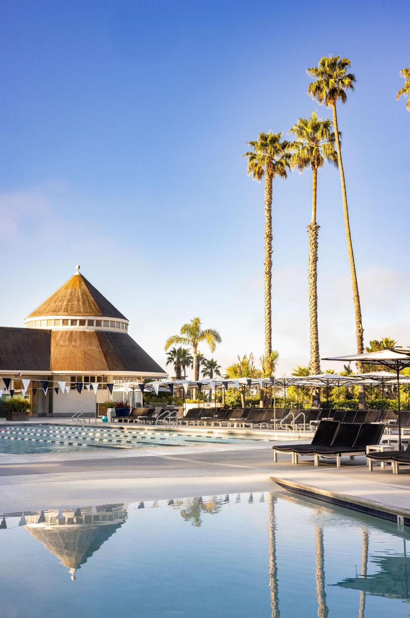 Claremont & Club 5*
