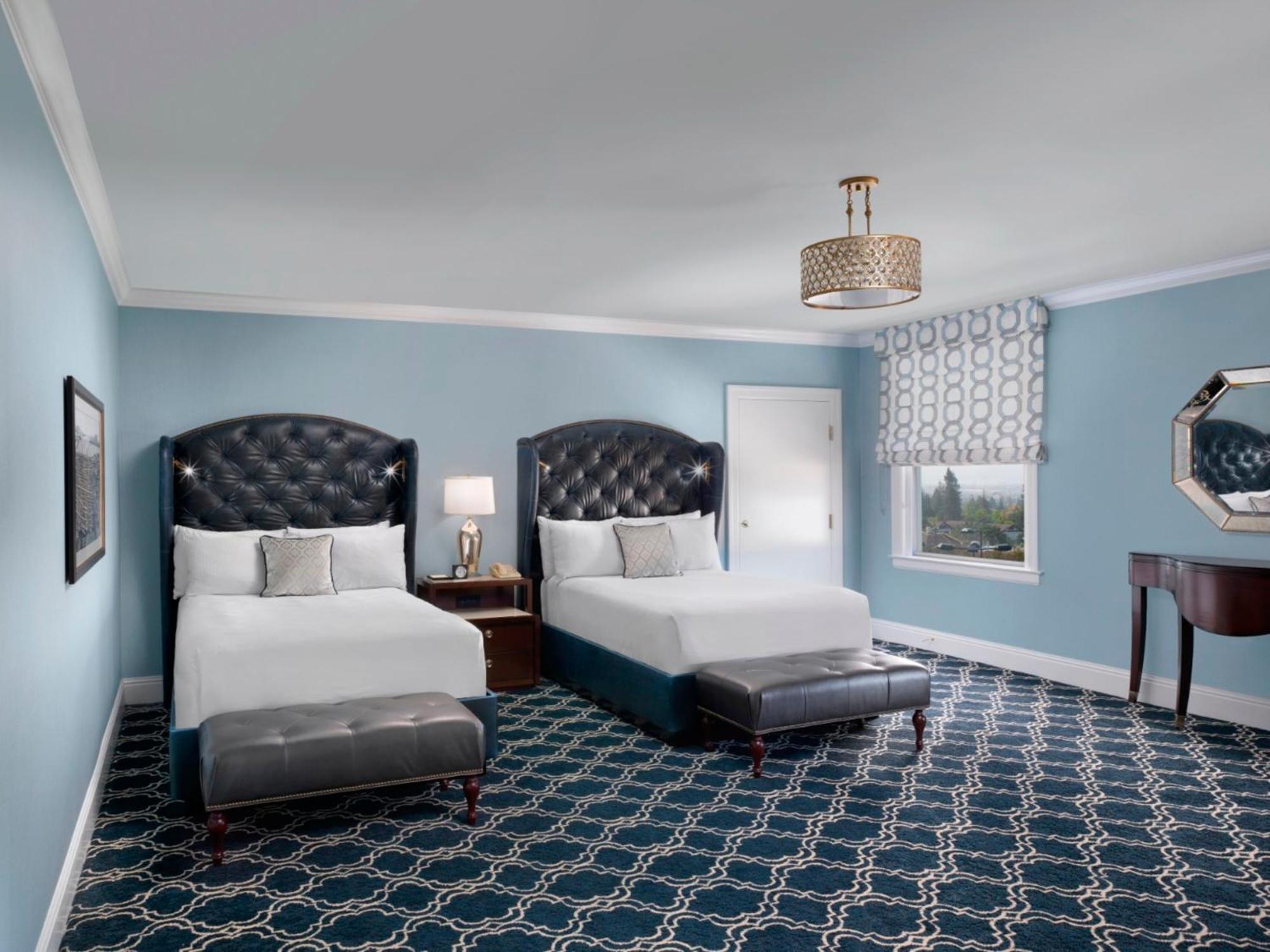 Claremont & Club 5*